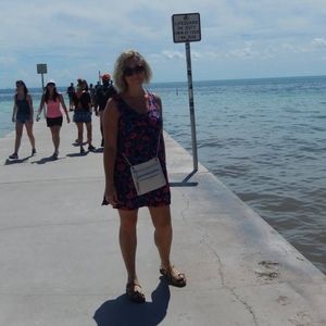 Meet your Posher, Suzanne